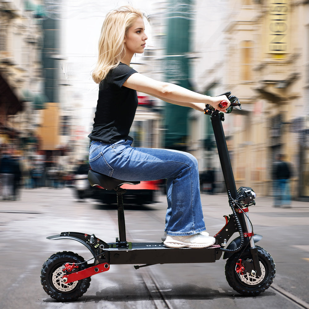 2000W 21ah off-road alloy electric scooter for adult，With large display screen,  Dual drive 12" tires